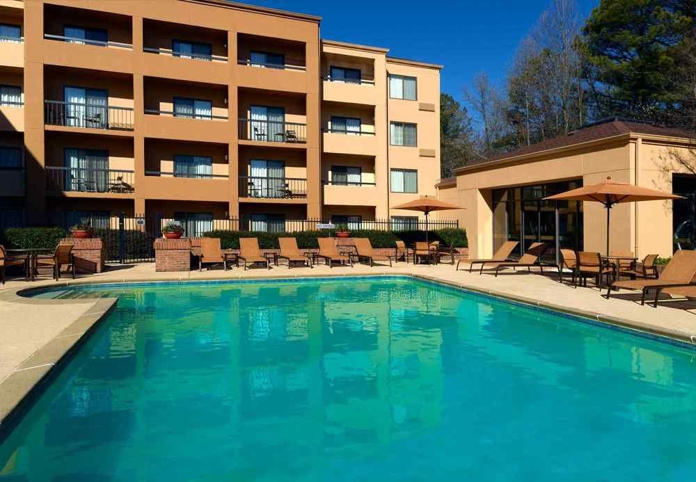 Courtyard By Marriott Perimeter Center Hotel Atlanta Exterior photo