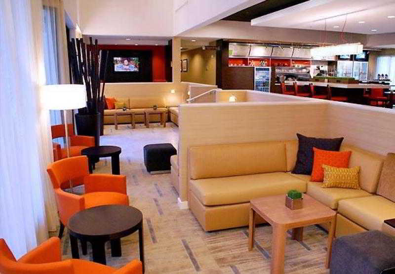 Courtyard By Marriott Perimeter Center Hotel Atlanta Restaurant photo